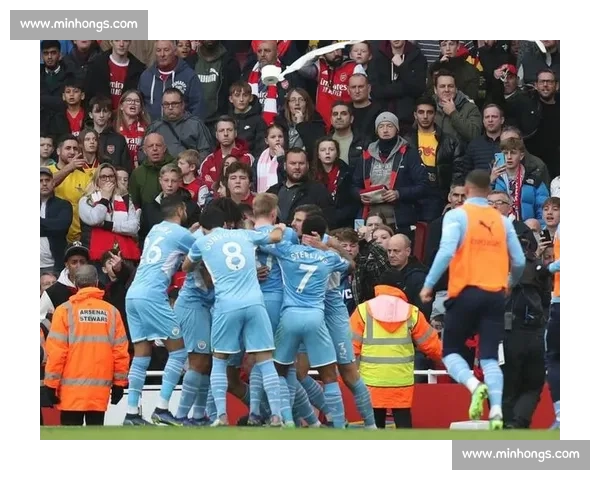 半场观察：赛事关键瞬间解析与球员表现全面评估